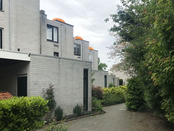 .  The cupola houses by architect Benno Stegeman. &copy;Photo: Simone Rots 