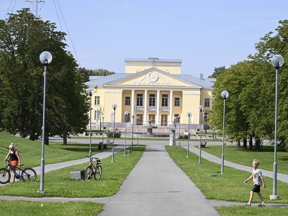 . Il Kultuurikeskus (centro culturale), risalente al 1952, è stato restaurato con grande cura sia all’interno che all’esterno. &copy;Foto: Maarten Laupman