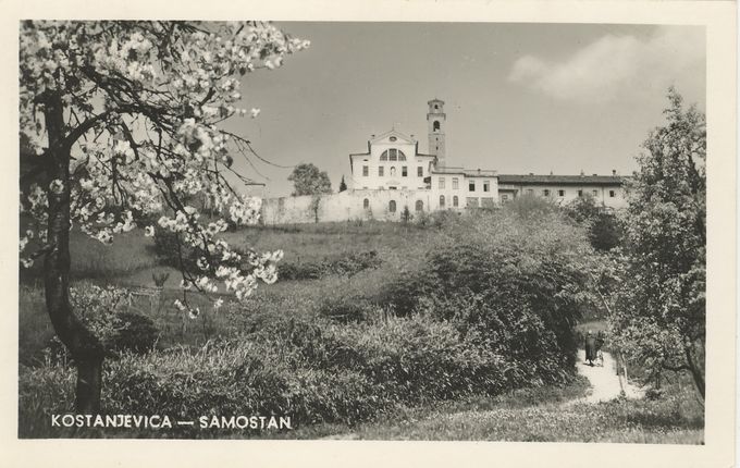 Vir razglednice: Pokrajinski arhiv Nova Gorica.  