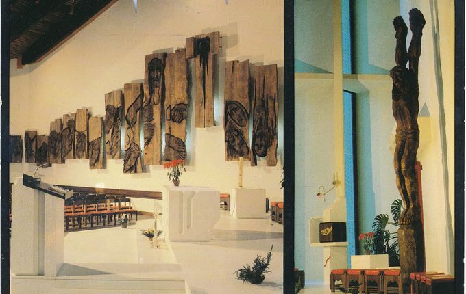 Cerkev Kristuta Odrešenika. Vir razglednice: Pokrajinski arhiv Nova Gorica.  