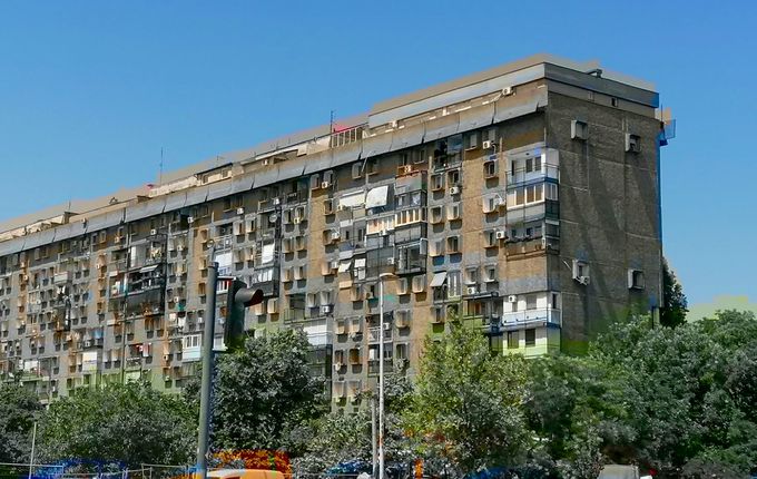 Novi Beograd, Jugoslavija (danes Srbija) .  