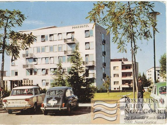 .  &copy;Hrani Pokrajinski arhiv v Novi Gorici - PANG 667 Zbirke razglednic krajev Nova Gorica