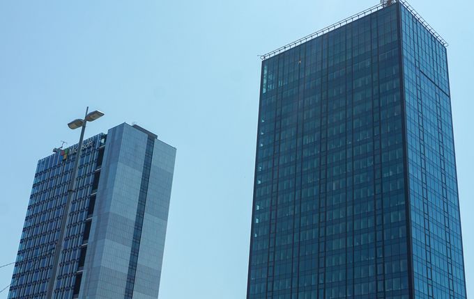 Novi Beograd, Jugoslavija (danes Srbija) .  